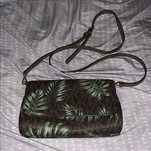 Michael Kors crossbody purse